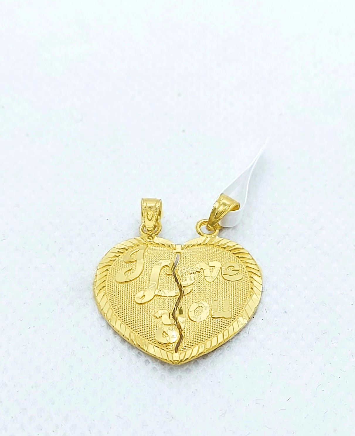Glod Pendant